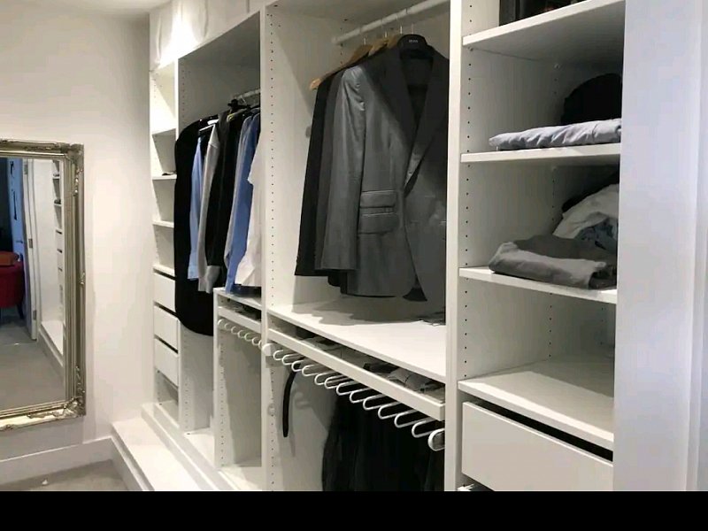 Walk in Wardrobe
